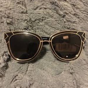 Tory Burch Woman’s Sunglasses